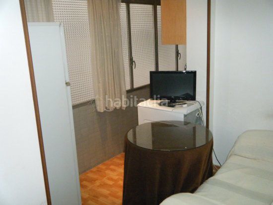 Foto 53363ee7-7c28-4444-aa14-0806c011522a. Alquiler apartamento estudioloft en cánovas en Casco Antiguo Cáceres