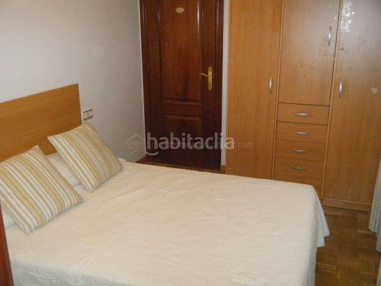 Foto 8178f871-7725-4590-9ae9-6af5d41eee56. Alquiler apartamento estudioloft en cánovas en Casco Antiguo Cáceres