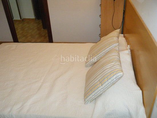 Foto c0618f77-145c-41f8-8724-8435ecaece48. Alquiler apartamento estudioloft en cánovas en Casco Antiguo Cáceres