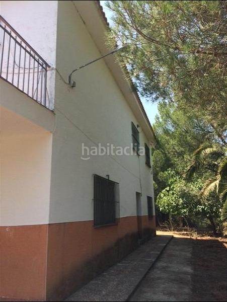 Foto be424195-20a2-4ce2-874a-9aa1e50b96c3. House with heating in Campus Universitario Cáceres