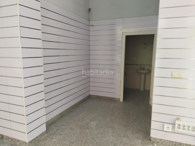 Foto fddf8965-4690-482a-a8fb-001920a6e9e0. Alquiler local comercial  en gomez becerra en Cáceres