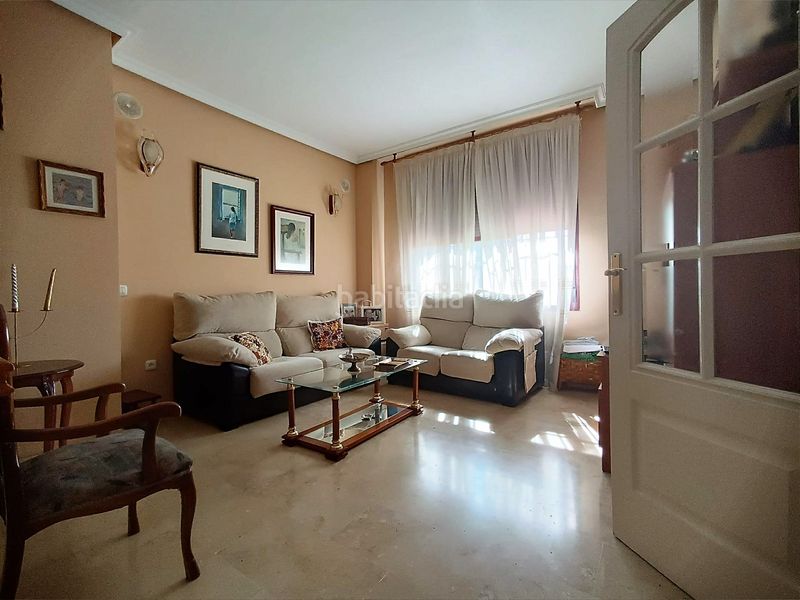 Foto 35966df0-1357-490e-8d56-7179f6655d59. Casa adossada amb calefacció aparcament a nuevo Cáceres Cáceres