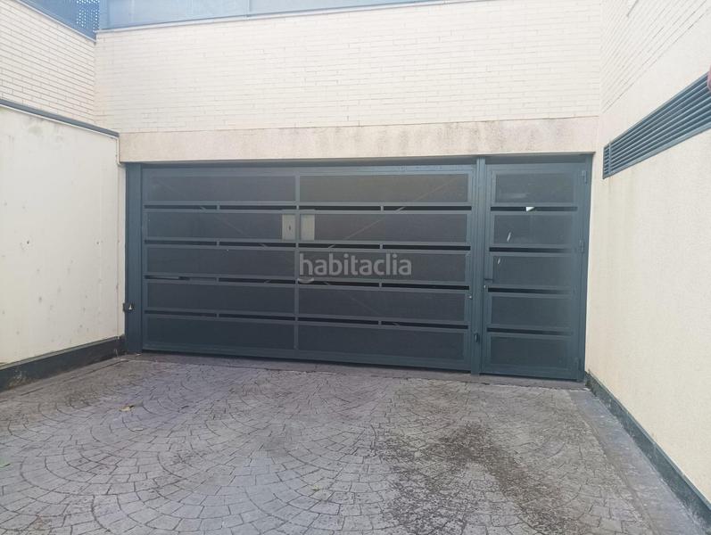 Foto 5ee33636-642c-40da-9c56-75f6dc538926. Posto auto in Centro Cáceres