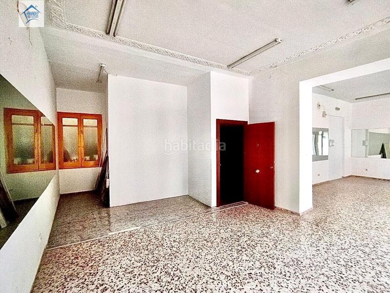 Foto 4d3a1792-7d5e-4307-a203-8364c5e037a6. Lloguer local comercial a Casco Antiguo Cáceres