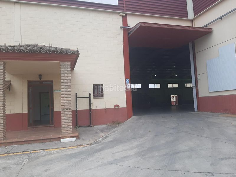 Foto fc712eba-8794-46ea-a4ca-6e27877c73bc. Fabrikhalle in Malpartida de Cáceres