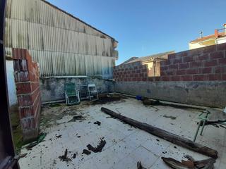 Maison à Arroyo de la Luz. 2x1 se venden viviendas en arroyo de la luz y carmonita