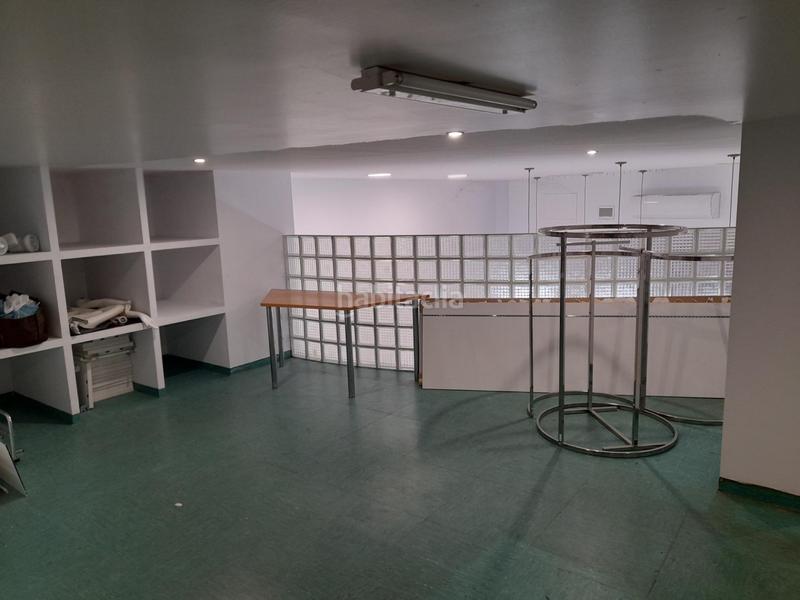 Foto 12f95433-7625-4eb9-bef3-62c45b9f02a6. Alquiler local comercial local en pleno Centro !! en Cáceres