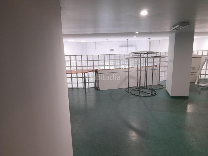 Foto 89afbd36-1330-49e6-8dda-2508b81e81d2. Alquiler local comercial local en pleno Centro !! en Cáceres