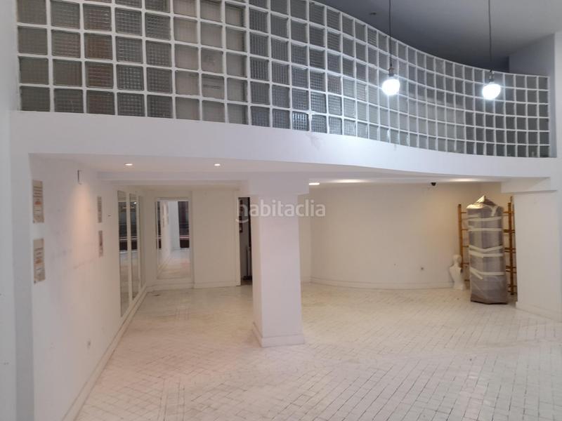 Foto 94330118-9765-466f-a02e-ff86798b2edf. Alquiler local comercial local en pleno Centro !! en Cáceres