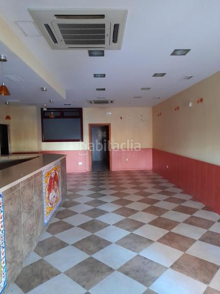 Foto 6ddd2a11-e5a0-4e44-ac60-89697f47d7aa. Alquiler local comercial excelente local !! en Ruta de la Plata Cáceres