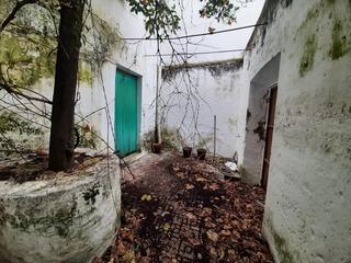 Casa a Aldea del Cano. Casa señorial para reformar en aldea del cano