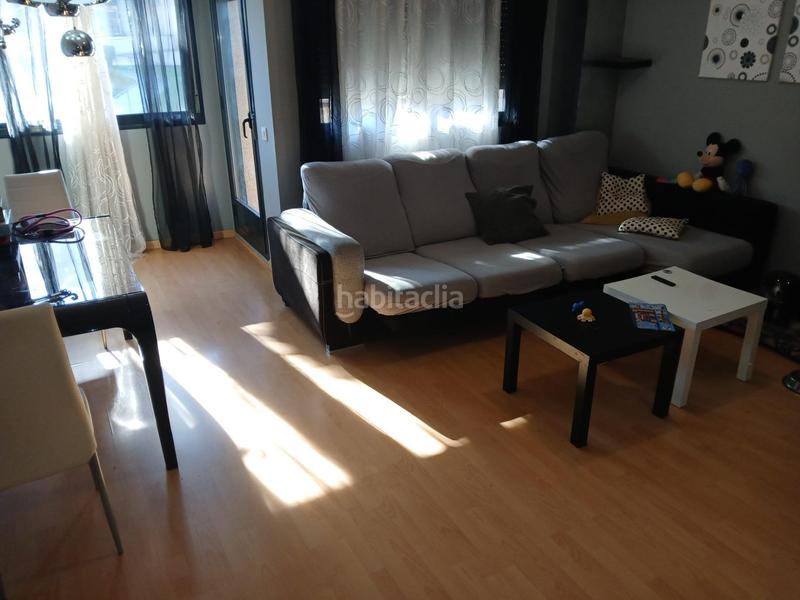 Foto 13e1ab77-7e50-4be3-9e63-4cc059854006. Piso gran piso con patio en Montesol - Mejostilla Cáceres