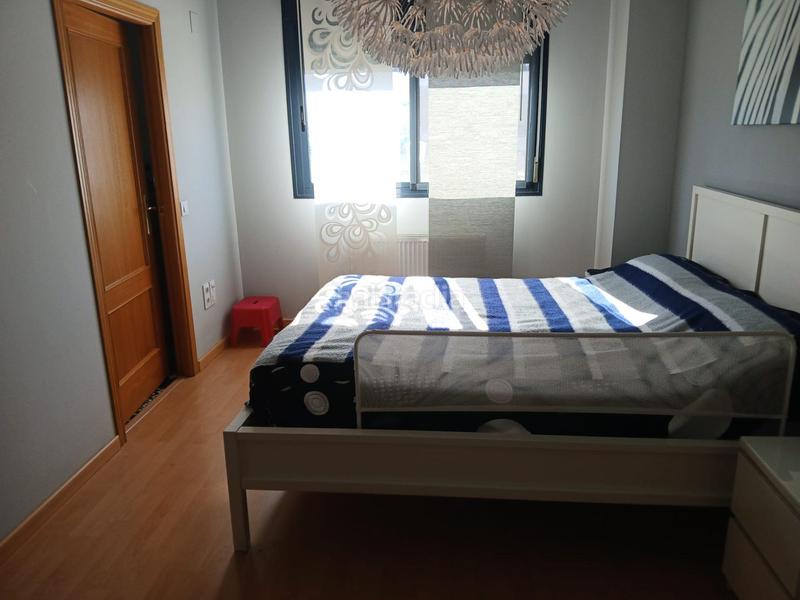 Foto 2a36912f-0579-41c4-827c-a74d036dd6d1. Piso gran piso con patio en Montesol - Mejostilla Cáceres