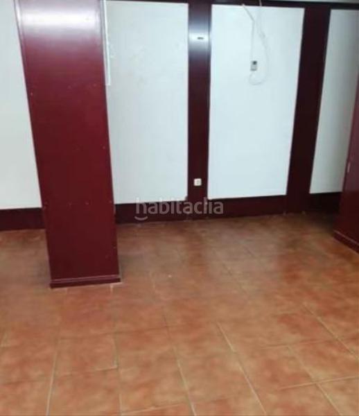 Foto 495d251d-7859-4d1f-ac6f-942b3a863965. Location local commercial dans Centro Cáceres