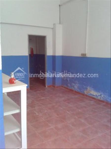 Foto 41be5e61-190c-46f5-bbb7-997533e633ff. Location local commercial dans Centro Cáceres