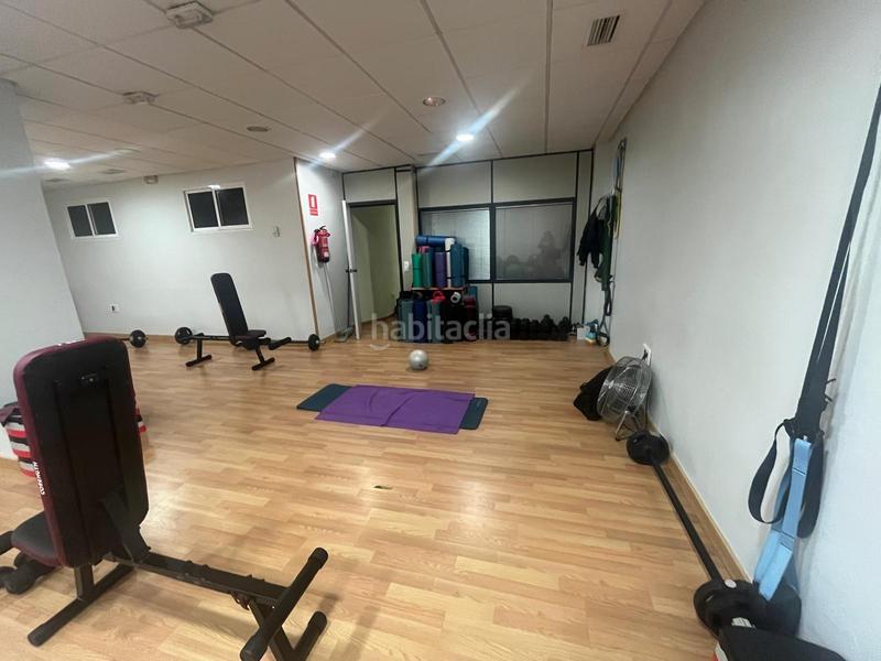 Foto b69d9235-f3d1-4159-b097-290606340010. Alquiler local comercial gran oportunidad! local comercial en alquiler en el centro en Cáceres