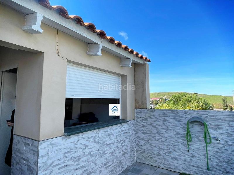 Foto 8edf2a8f-10bb-4f16-a78b-16d73dc65606. Alquiler chalet casa con terreno en alquiler en Montesol - Mejostilla Cáceres