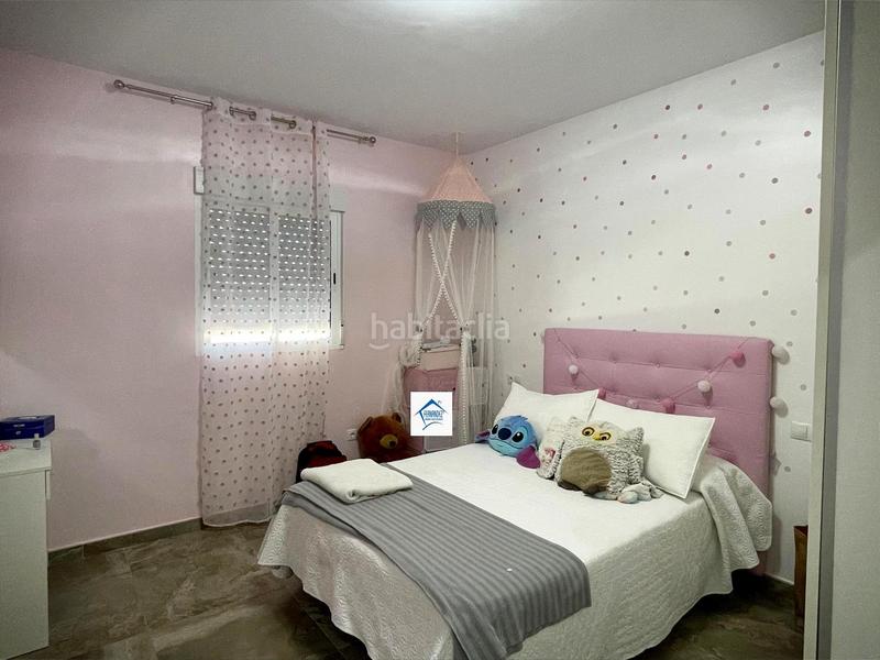 Foto dcd96c50-ffee-4901-8f56-1621e382f0a2. Alquiler chalet casa con terreno en alquiler en Montesol - Mejostilla Cáceres