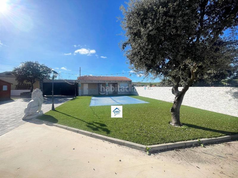 Foto ddc6a971-67e0-484f-9bdc-b03bb58d36a9. Location chalet avec chauffage parking piscine dans Cáceres