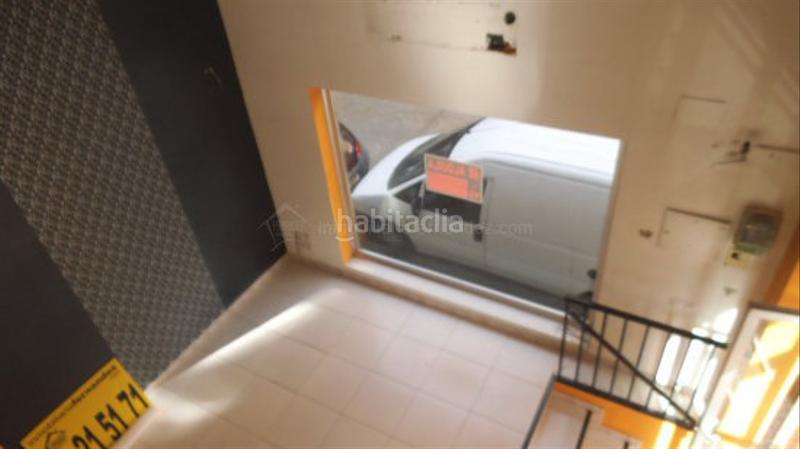 Foto 7b8d9427-3525-4117-a17e-144e1e45168c. Lloguer local comercial a Centro Cáceres