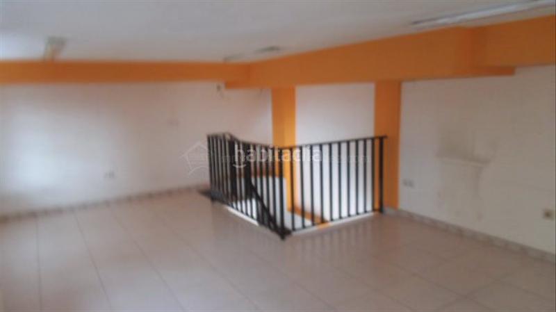 Foto cd6a9e30-3f90-46e6-a127-ff9545e2f006. Rent business premise in Centro Cáceres