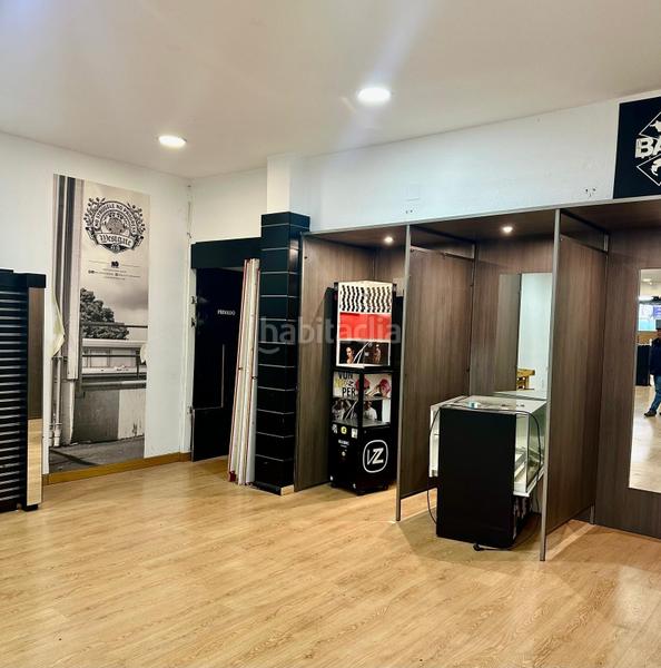 Foto 339fb6e8-5b39-4e54-b63d-418bf0ece8fc. Alquiler local comercial  completamente equipado en Cáceres