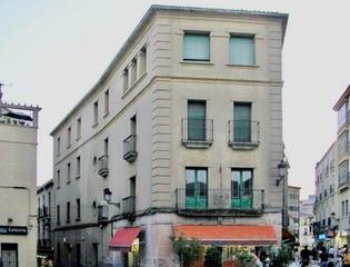 Edifici a Casco Antiguo. Gran oportunidad de inversión! venta de edificio comercial en cá