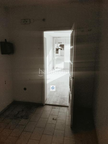 Foto aea49b04-7da1-43d6-871f-ab88ab99a1c3. Alquiler local comercial  en san blas!! en Cáceres