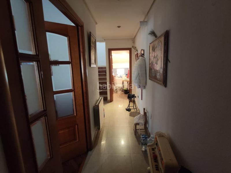 Foto bdf96eda-761a-415f-8fcf-589b0bfd6f03. Casa adosada gran chalet en La Cañada - Aldea Moret Cáceres