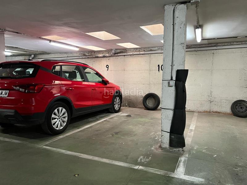 Foto e883bbe9-aefe-4e27-b00d-c768b16d7ed6. Parking coche plaza de garaje en el centro de caceres en Cáceres