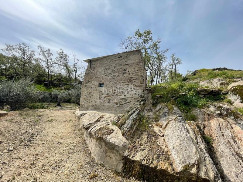 Foto a8e16935-d169-4c6c-9628-33a781d35472. Finca rústica parcela de 10 hectáreas en Montánchez