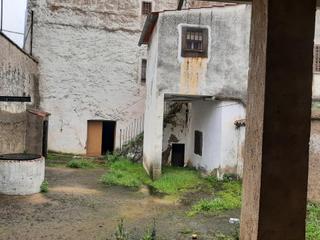 Mas à Aliseda. Gran casa con patío de 150 metros en aliseda