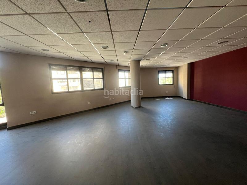 Foto e7989a3f-37d7-47c2-b5a3-8e46ed44dc6c. Affitto ufficio in Casco Antiguo Cáceres