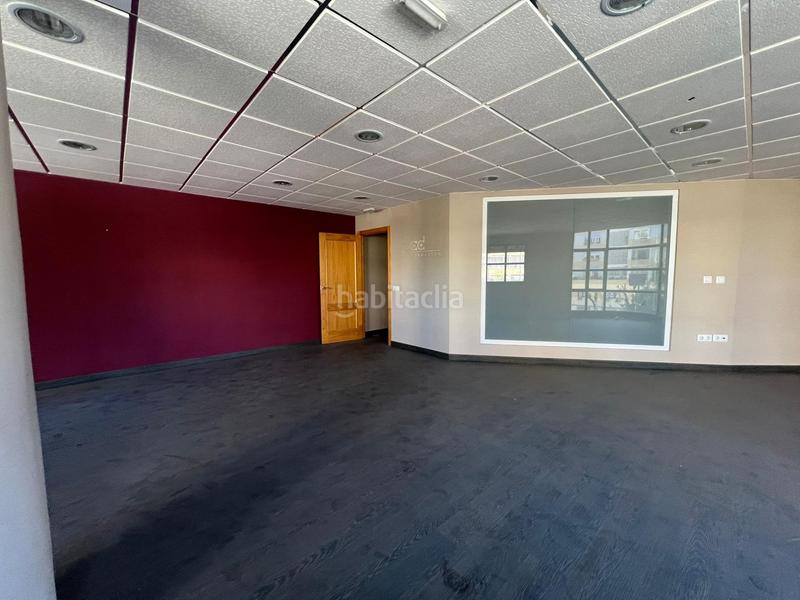 Foto 11186801-0c65-4042-93b1-2ee6697f4510. Alquiler oficina maravillosa oficina en una de las mejores zonas en Cáceres