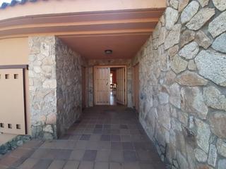Chalet en Casar de Cáceres. Magnifico chalet con piscina ven el monte del casar