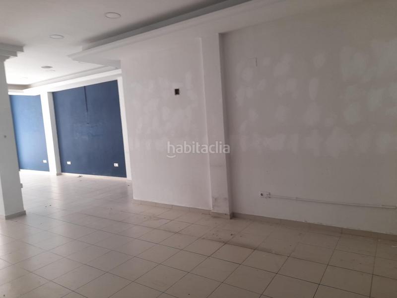 Foto 0176ae9d-22b7-41b8-b9ec-c72094b2a50f. Location local commercial dans Centro Cáceres