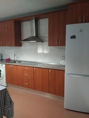 Location Appartement à Casco Antiguo. Alquiler por habitaciones en el centro de cáceres