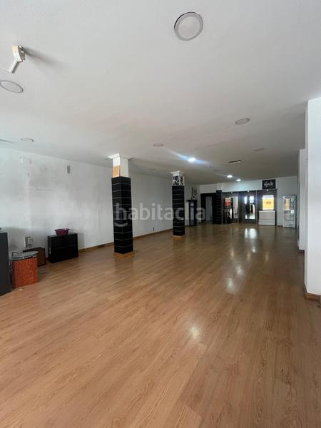 Foto bec3ad8c-d3c7-455f-83f9-74275cf79705. Alquiler local comercial oportunidad de negocio en pleno Centro ! en Cáceres