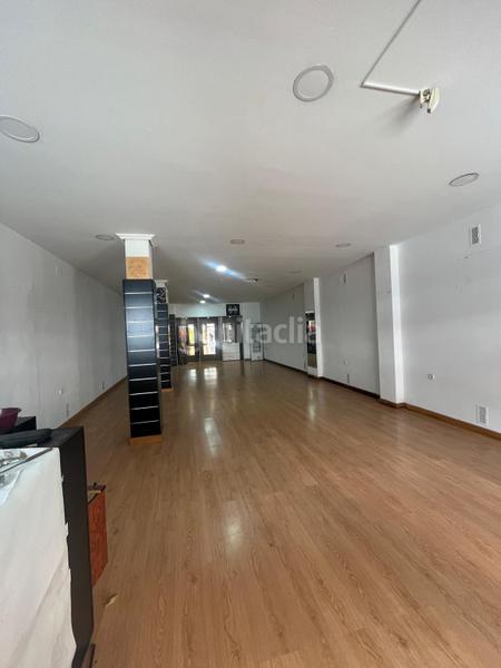 Foto a4407073-14f1-40e8-a4b6-3175cebe3602. Lloguer local comercial a Centro Cáceres