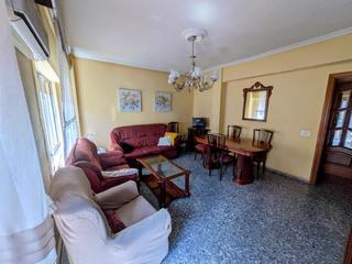 Lloguer Pis a Centro. Piso en alquiler en pleno centro de cáceres  4 habitaciones, ter