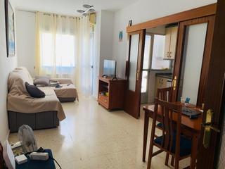 Pis a Casco Antiguo. Apartamento en san blas