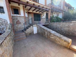 Maison jumelée à Montánchez. Exclusivo adosado en montánchez