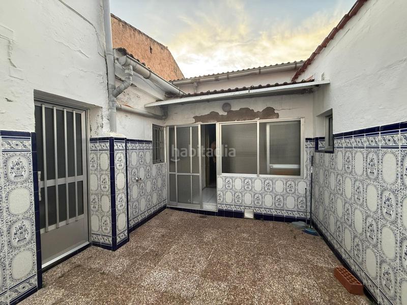 Foto 470fab2b-ace6-4a5e-af80-ba5cbb6667ec. Casa con riscaldamento parcheggio in Casco Antiguo Cáceres