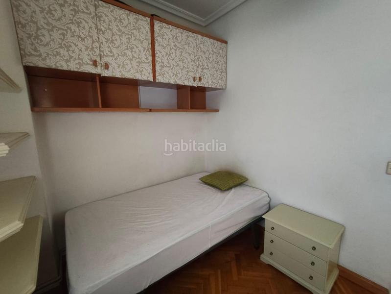 Foto da807529-73d3-4b23-9ec3-0bb1055942ec. Alquiler piso amplio y luminoso piso en el Centro ! ideal para estudiantes en Cáceres