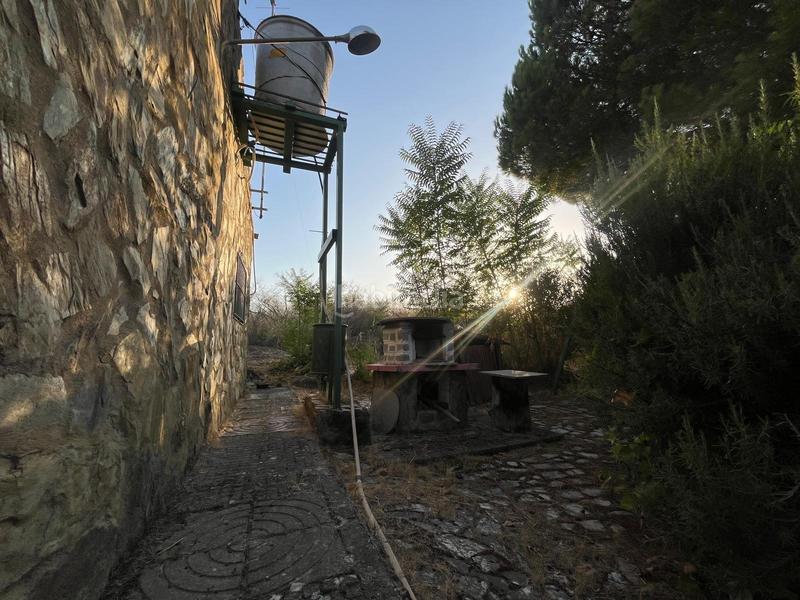 Foto 30fd9f9c-77e5-434d-9b8d-836e3e6e654a. Casa  con terreno, piscina y zona de ocio en Valdesalor - Rincón de Ballesteros Cáceres