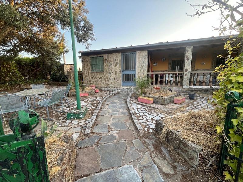 Foto c35e70b0-3fe0-42c0-83f9-7f60abbe9ec8. Casa  con terreno, piscina y zona de ocio en Valdesalor - Rincón de Ballesteros Cáceres