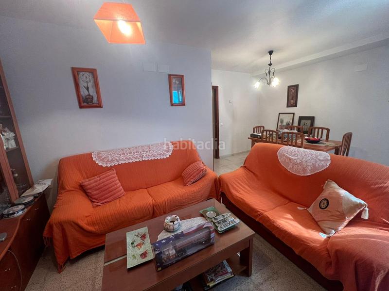 Foto f143674c-4f48-46bd-b9f0-7a8da19f13f6. Semi detached house with heating parking in La Cañada - Aldea Moret Cáceres