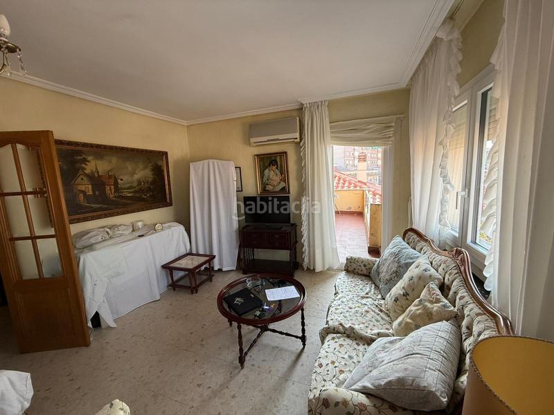 Foto e9bc886b-3ed6-4f34-9a6e-62393fb65be7. Etagenwohnung mit heizung in Casco Antiguo Cáceres