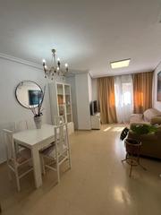 Appartement à Centro. Pisazo en venta en pleno centro de cáceres