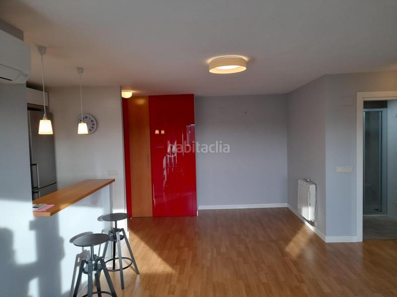 Foto c032088b-fb3b-40c2-b8a0-c6e0f4591d08. Alquiler apartamento excelente apartamento en Ruta de la Plata Cáceres
